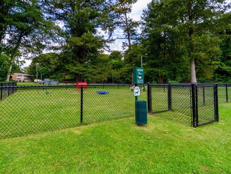 Apartments in Wilmington NC with dog park